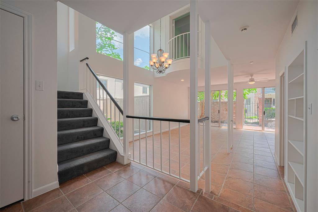 5825 Sugar Hill Drive #71, Houston, Texas image 3