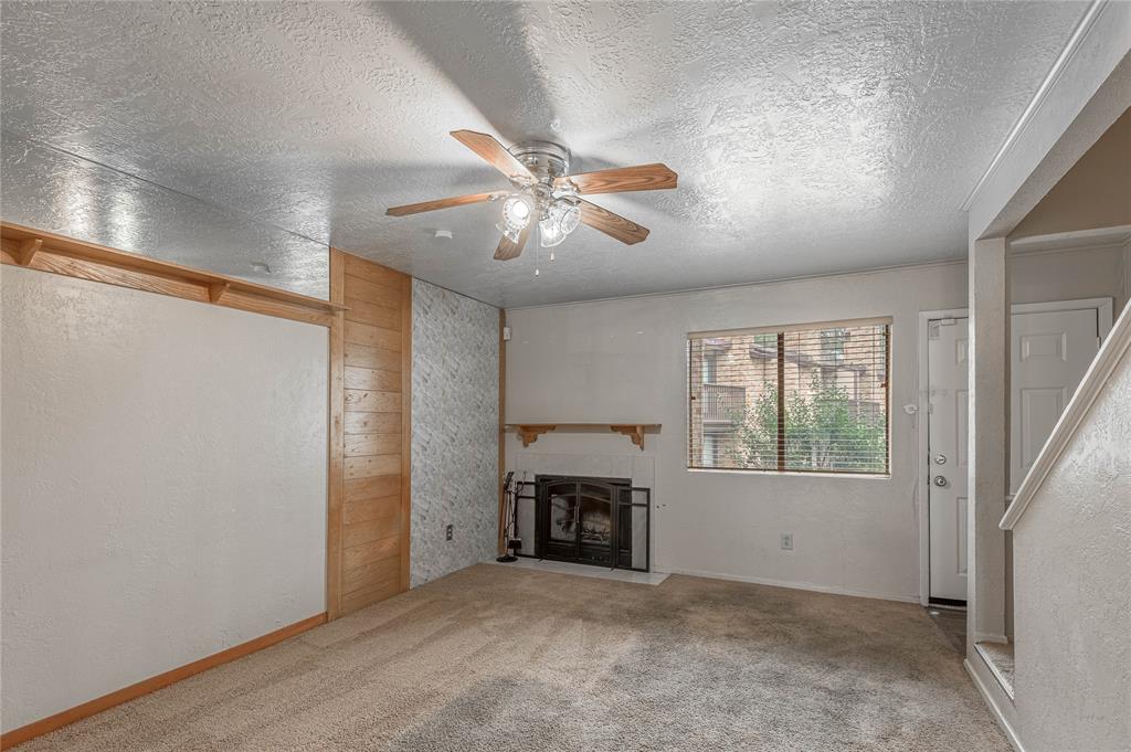 2521 Crosstimbers Street #K2, Huntsville, Texas image 6