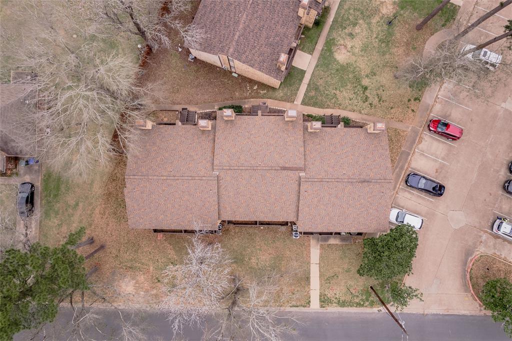 2521 Crosstimbers Street #K2, Huntsville, Texas image 38