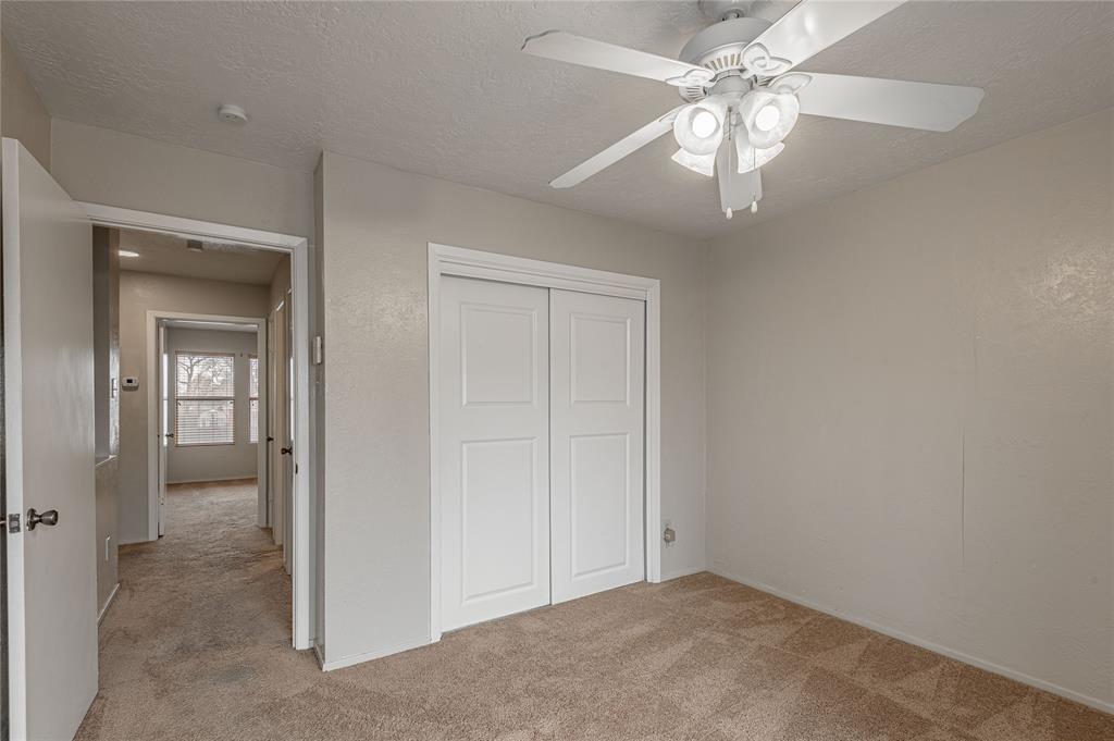 2521 Crosstimbers Street #K2, Huntsville, Texas image 27