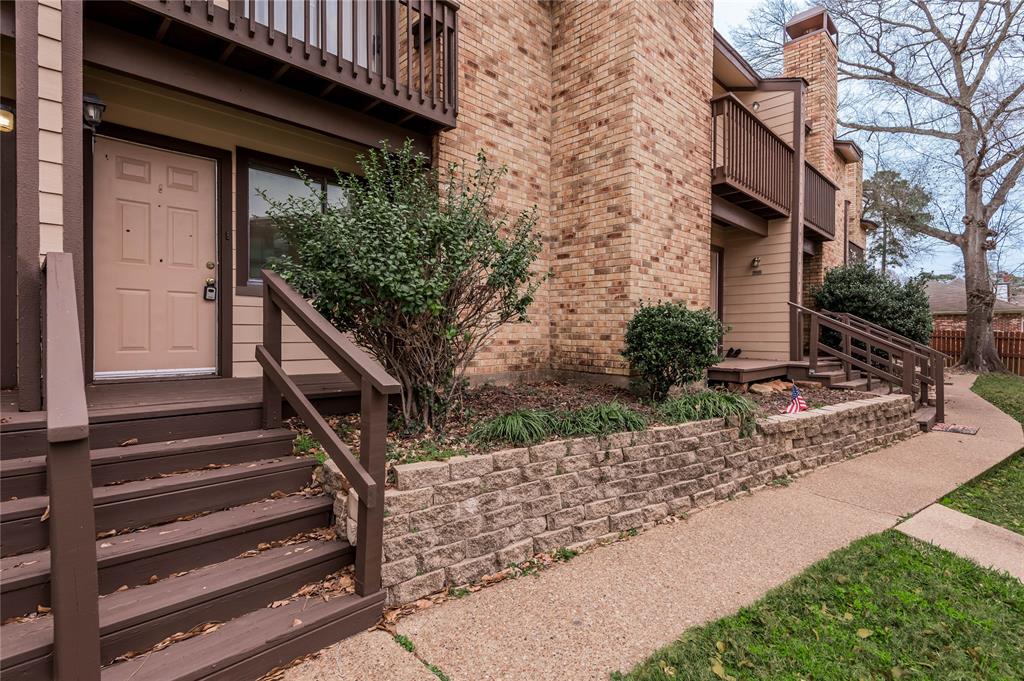 2521 Crosstimbers Street #K2, Huntsville, Texas image 3
