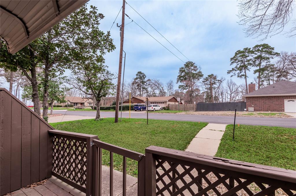 2521 Crosstimbers Street #K2, Huntsville, Texas image 34