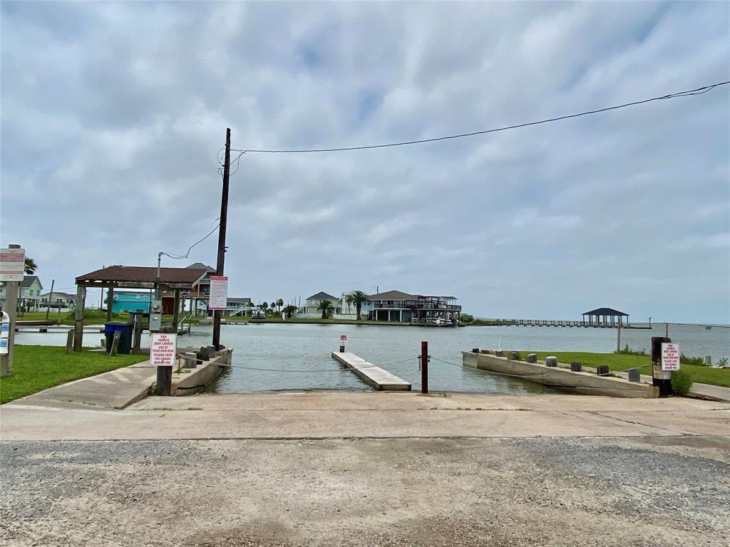3919 First Street, Galveston, Texas image 11