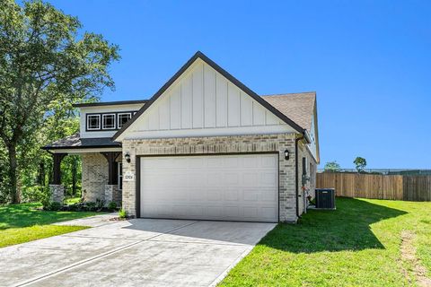 A home in Willis