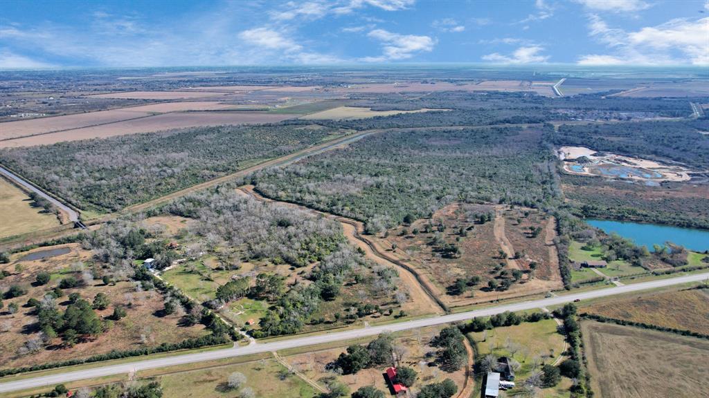 10 Fm 2403, Alvin, Texas image 23
