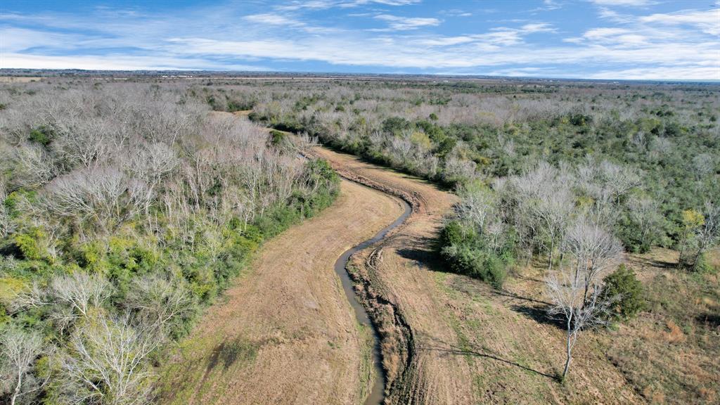 10 Fm 2403, Alvin, Texas image 45