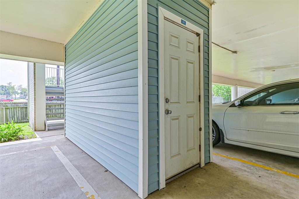 18617 Egret Bay Boulevard #1112, Webster, Texas image 19