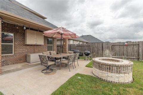 Single Family Residence in Richmond TX 9418 Mcdowell Drive 34.jpg