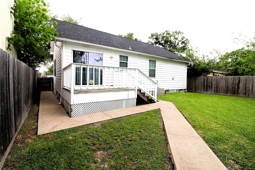304 Maple Avenue, Pasadena, Texas image 25