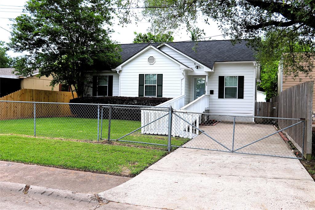 304 Maple Avenue, Pasadena, Texas image 2