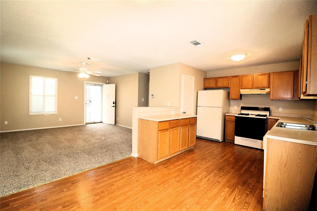 304 Maple Avenue, Pasadena, Texas image 8