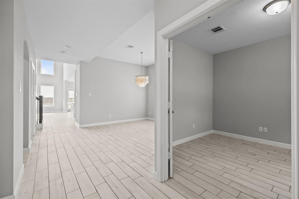 2302 Elmwood Trail