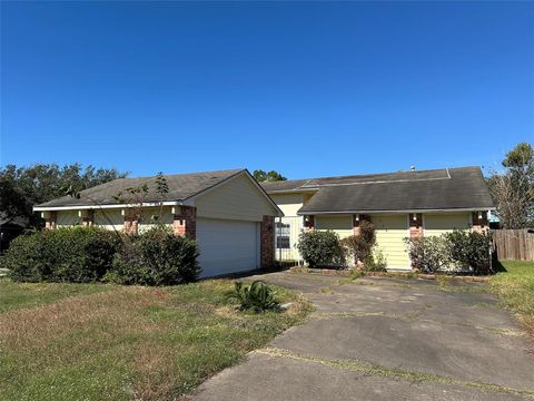 A home in Missouri City