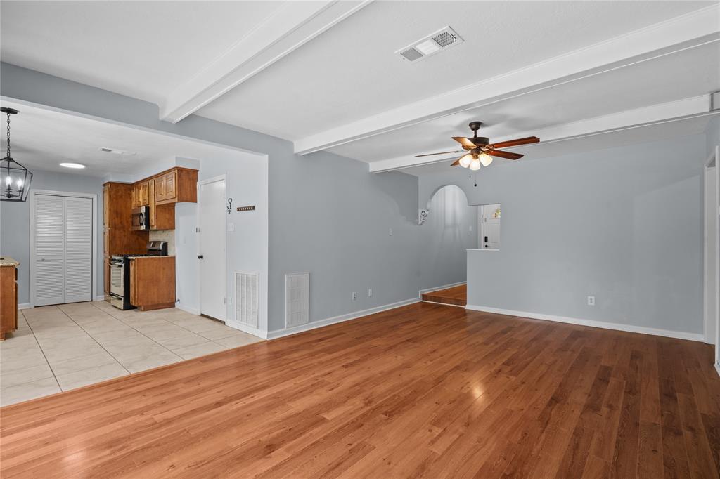 1705 Capri Lane, Seabrook, Texas image 7