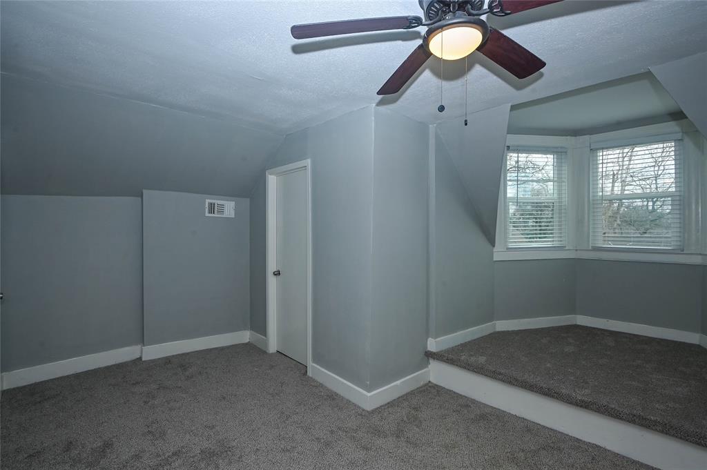 216 S Cloud Street, Wharton, Texas image 17
