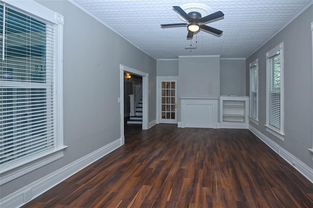 216 S Cloud Street, Wharton, Texas image 3