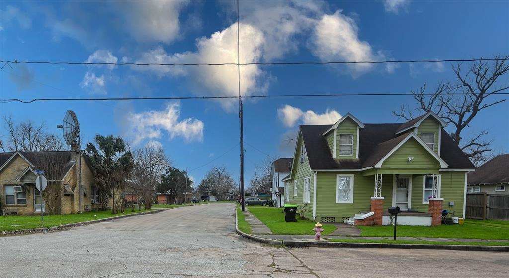 216 S Cloud Street, Wharton, Texas image 31
