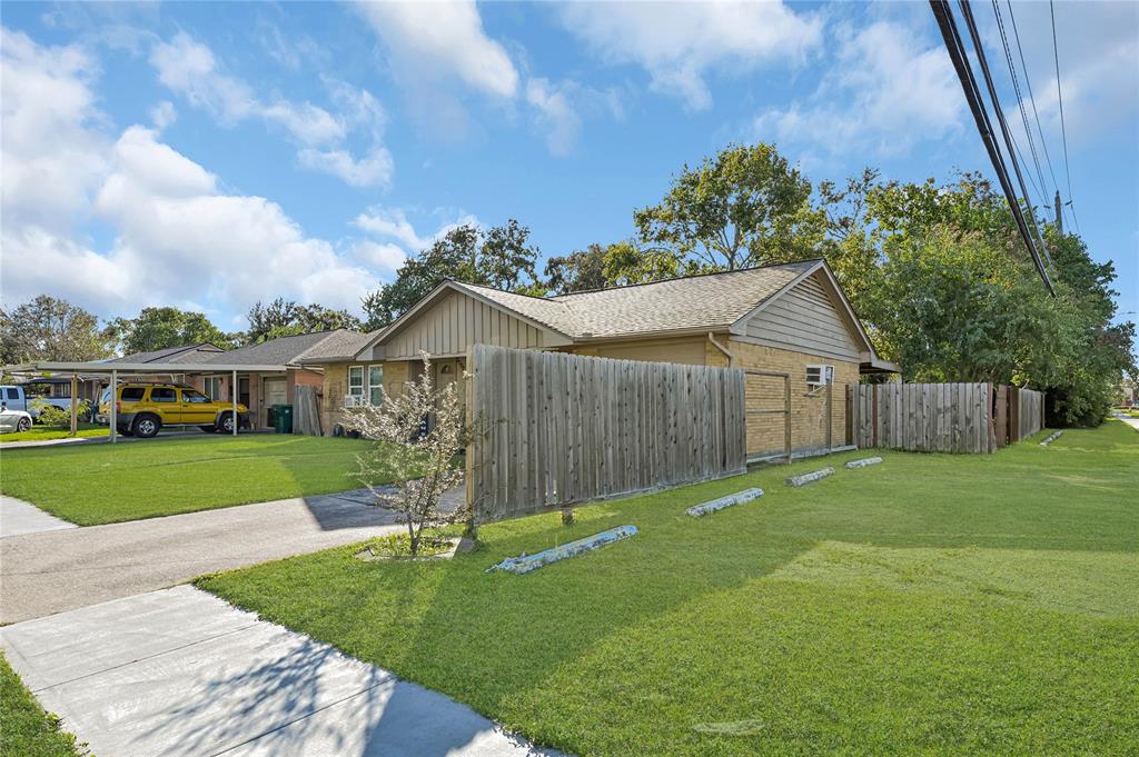 3002 Tanglebriar Drive, Pasadena, Texas image 14