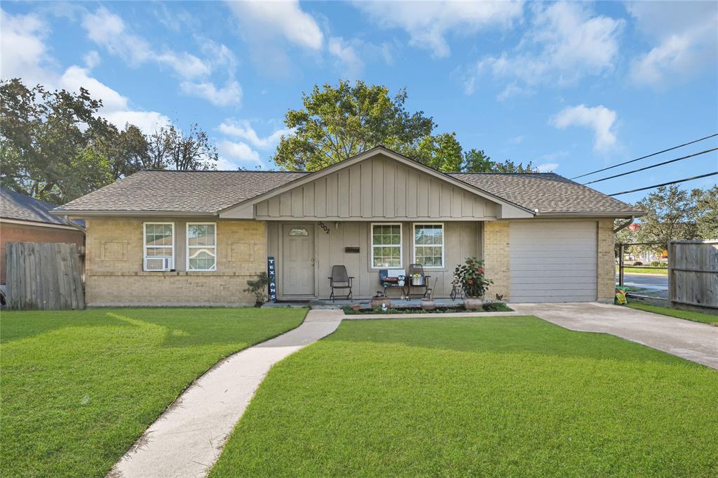 3002 Tanglebriar Drive, Pasadena, Texas image 1