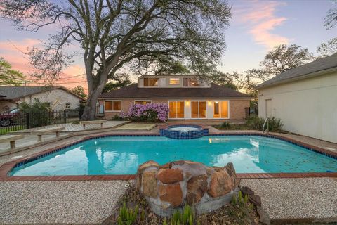 6623 Burning Tree Drive Houston TX 77036