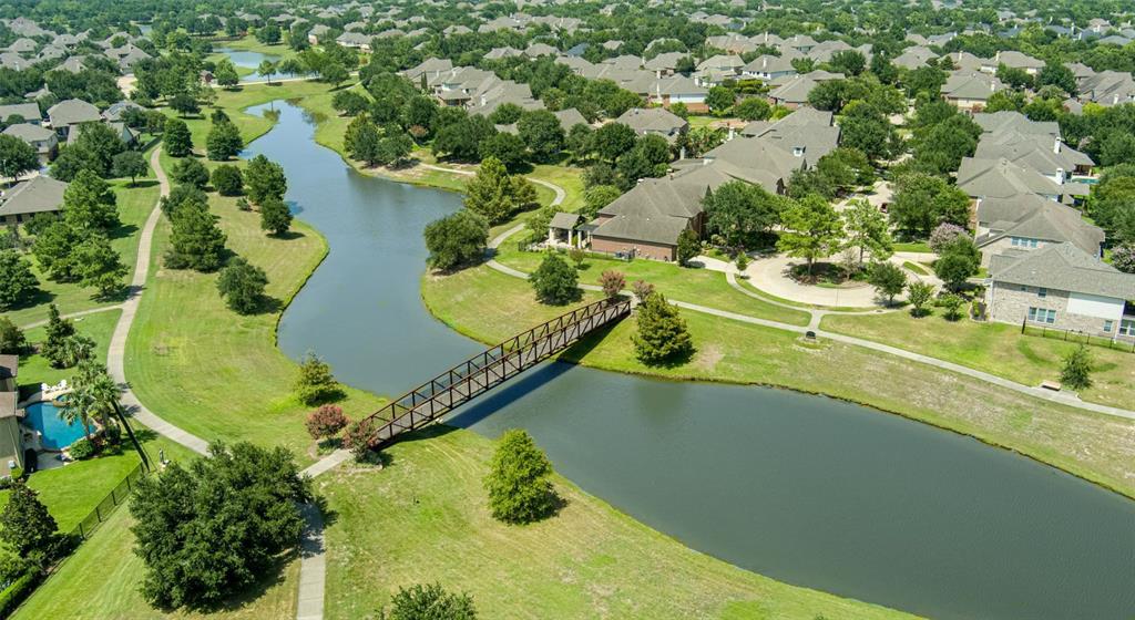 18714 S Colony Shore Drive, Cypress, Texas image 35