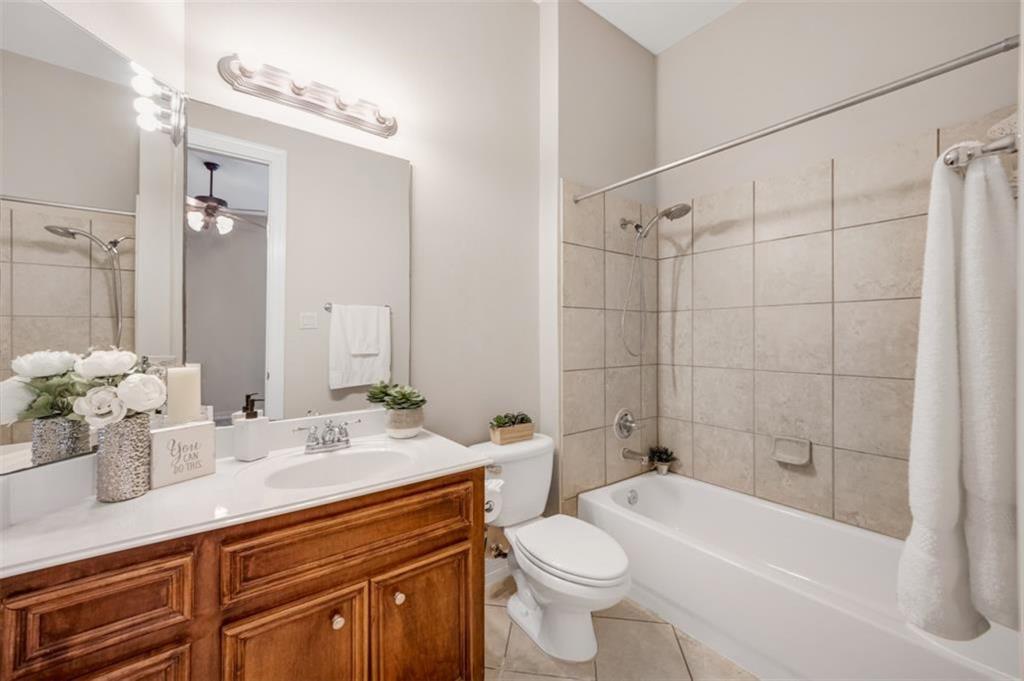 18714 S Colony Shore Drive, Cypress, Texas image 23