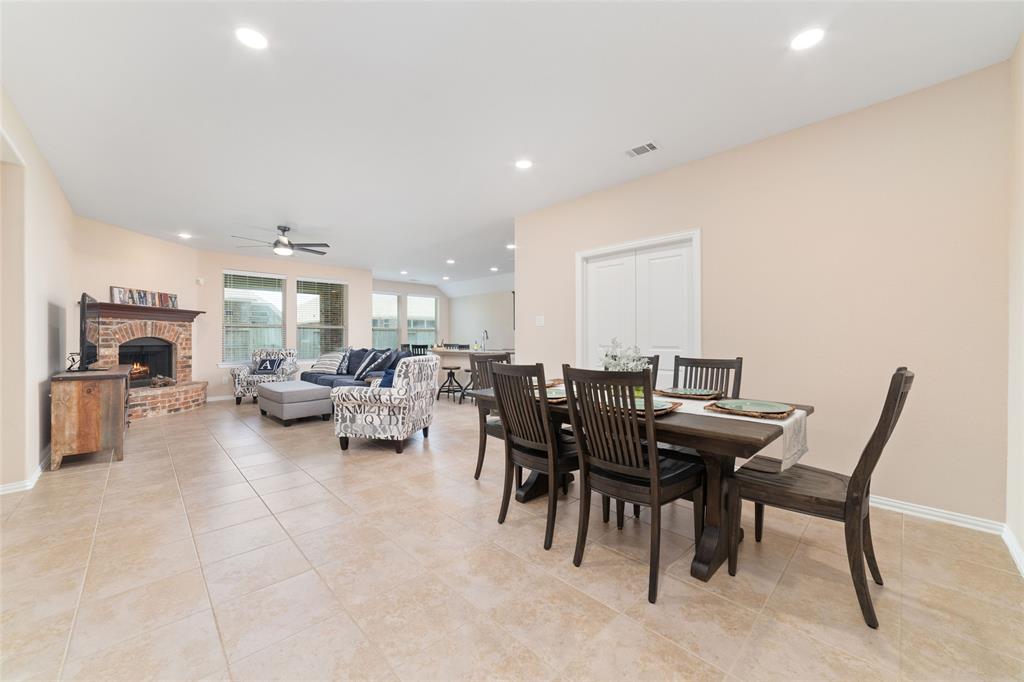 2428 Yaupon Park Lane, Manvel, Texas image 11