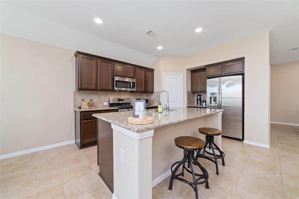 2428 Yaupon Park Lane, Manvel, Texas image 14