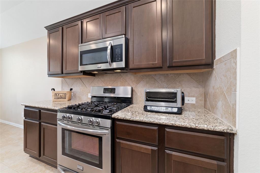 2428 Yaupon Park Lane, Manvel, Texas image 16