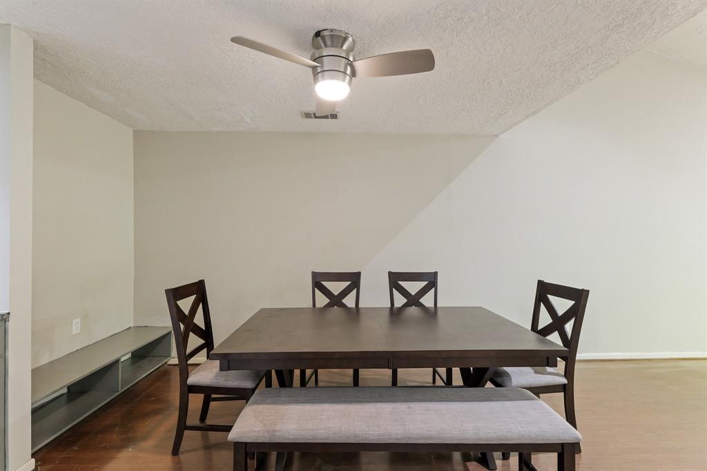 105 Capetown St, Conroe, Texas image 14