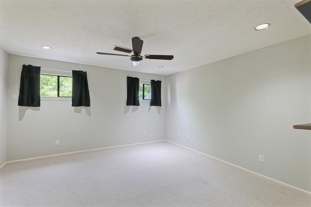 105 Capetown St, Conroe, Texas image 20