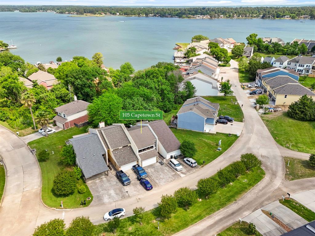 105 Capetown St, Conroe, Texas image 1