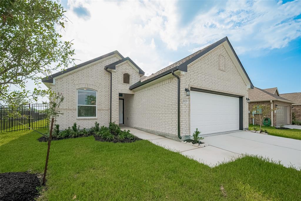 2123 Manila Lane