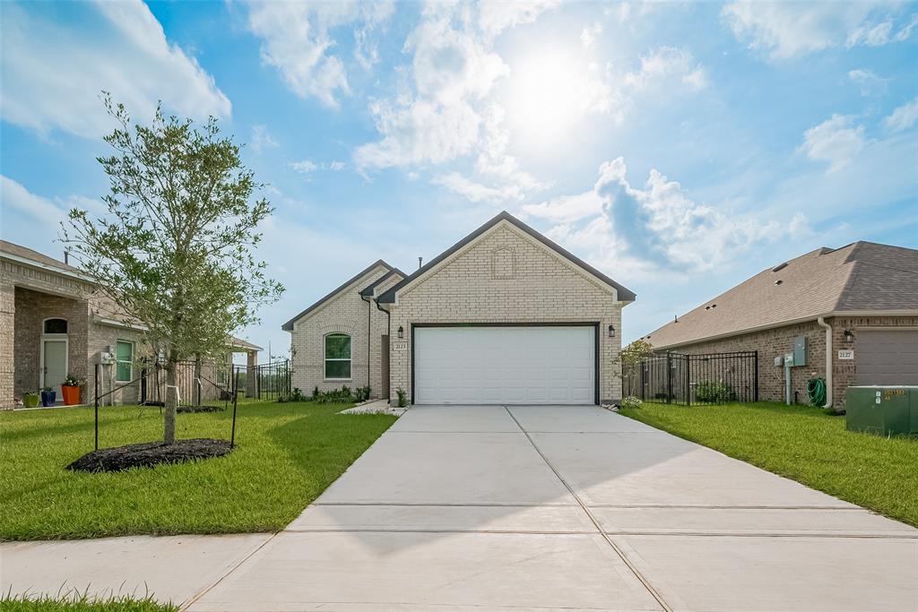 2123 Manila Lane