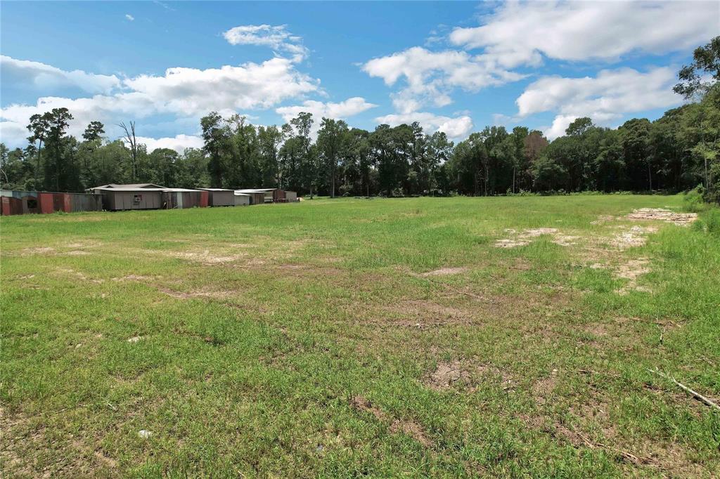 Allen Dr, Conroe, Texas image 5
