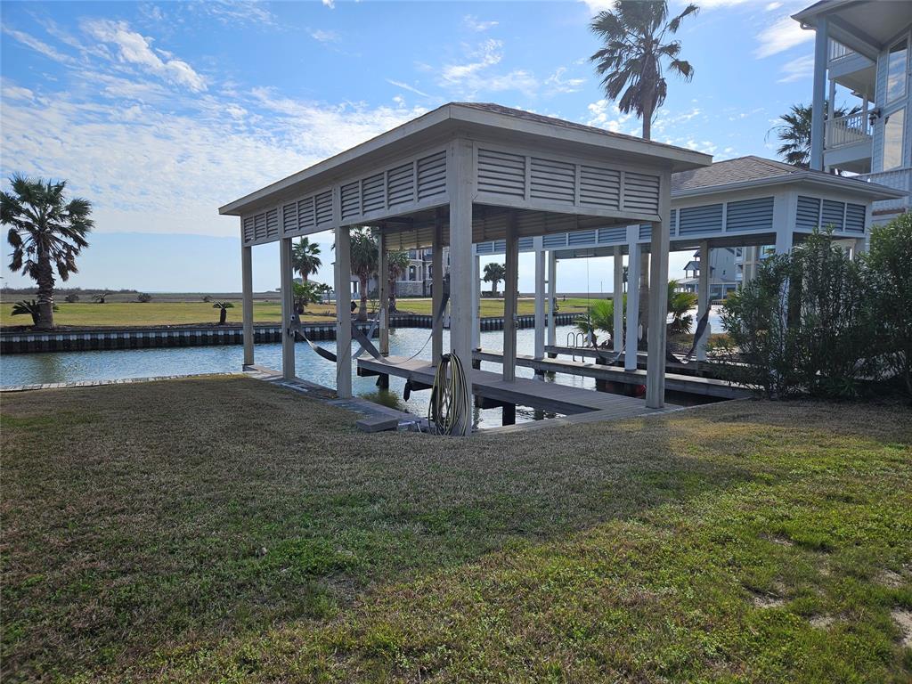 15 Half Moon, Hitchcock, Texas image 17