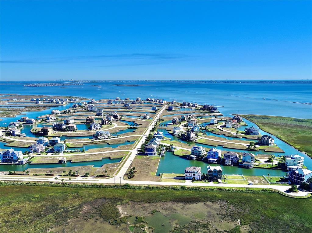 15 Half Moon, Hitchcock, Texas image 30