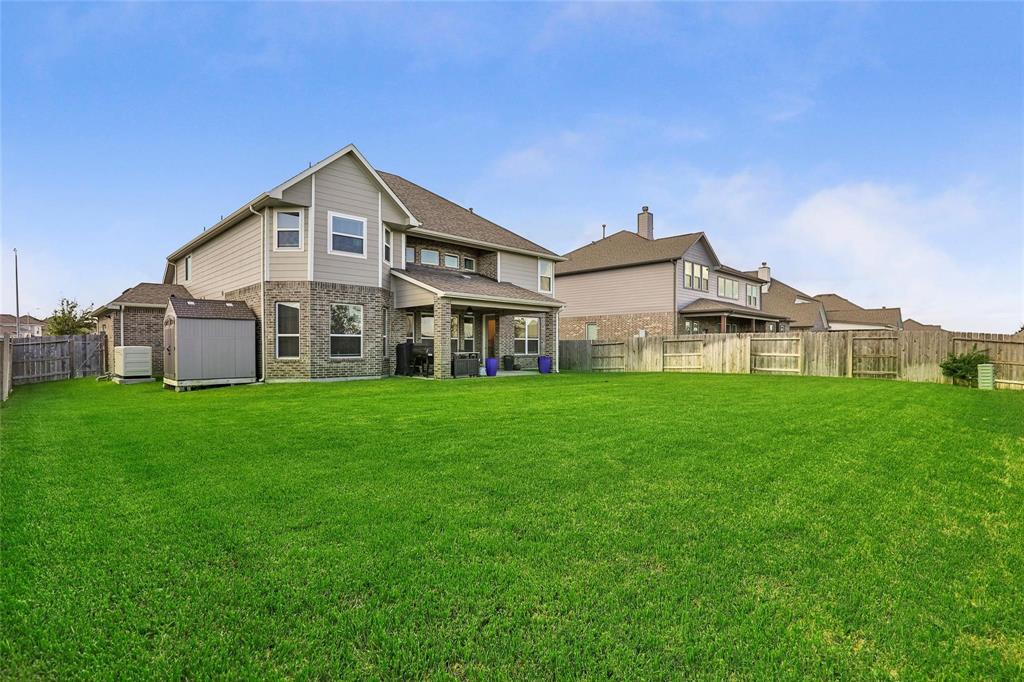 13814 Russell Court, Mont Belvieu, Texas image 15