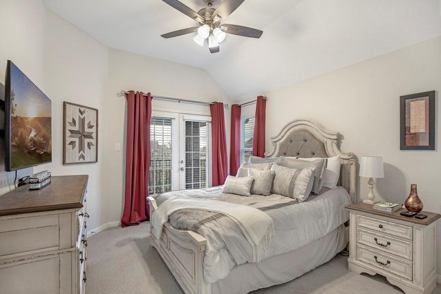 13814 Russell Court, Mont Belvieu, Texas image 11