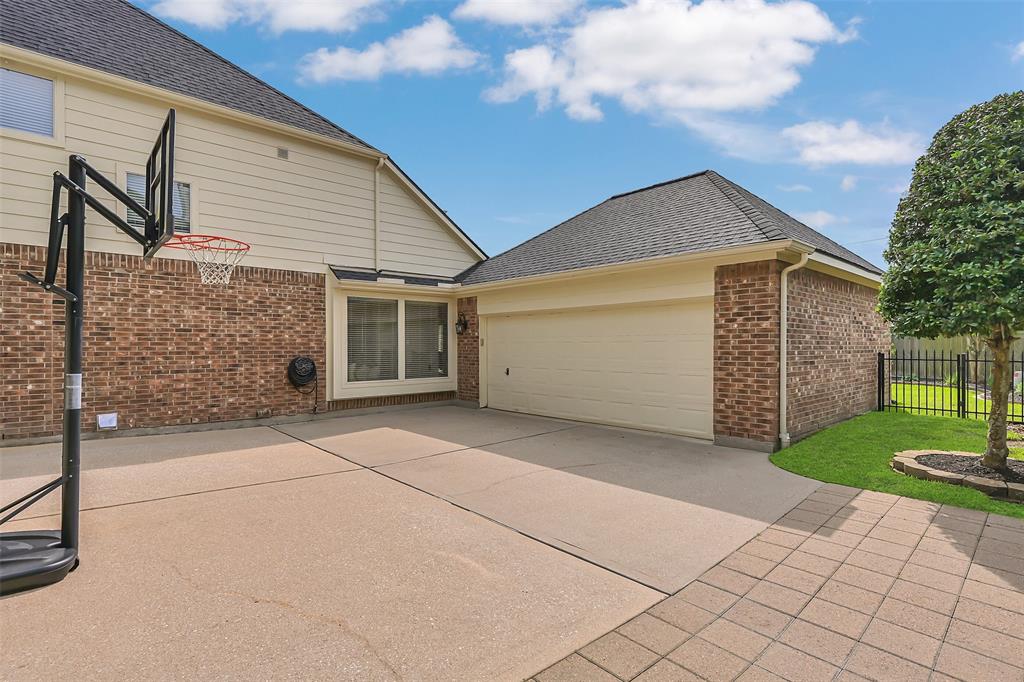 3342 Duke Lane, Friendswood, Texas image 32