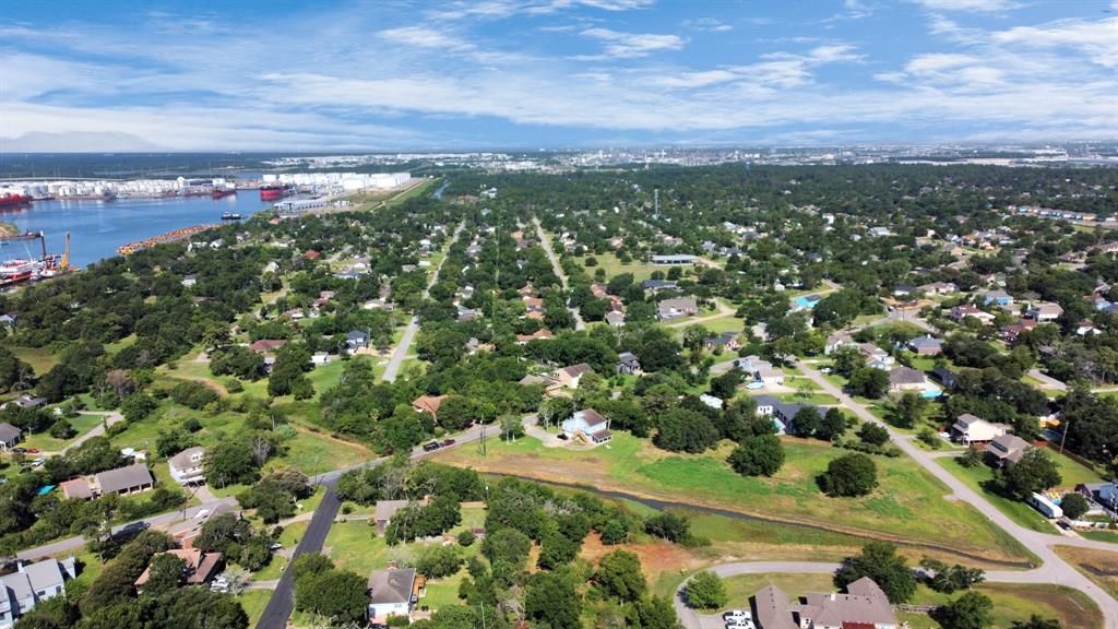 Shadylawn Avenue, La Porte, Texas image 14