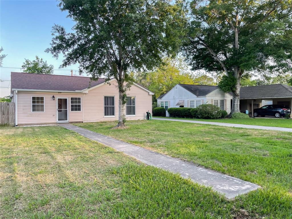 1205 Heights Street, El Campo, Texas image 1