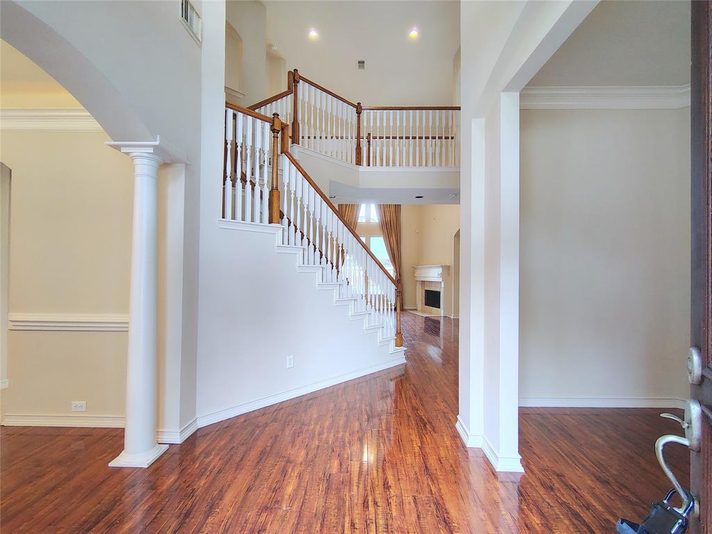 5606 Grandwood Lane