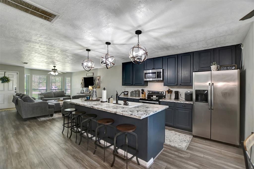 25401 Hunting Trail, Magnolia, Texas image 1