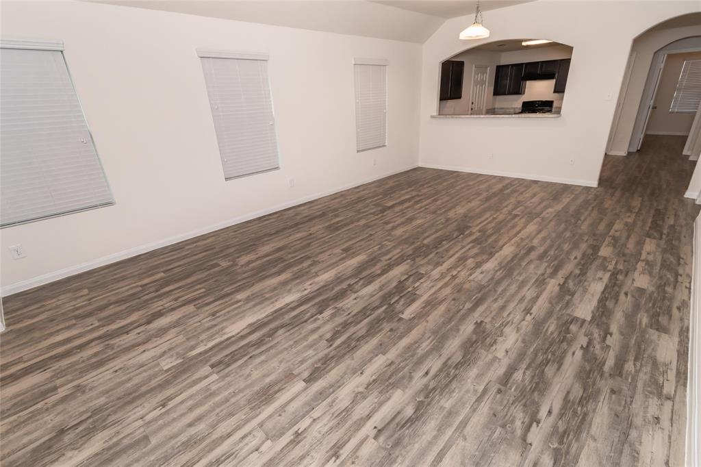 5727 Kyle Cove Drive