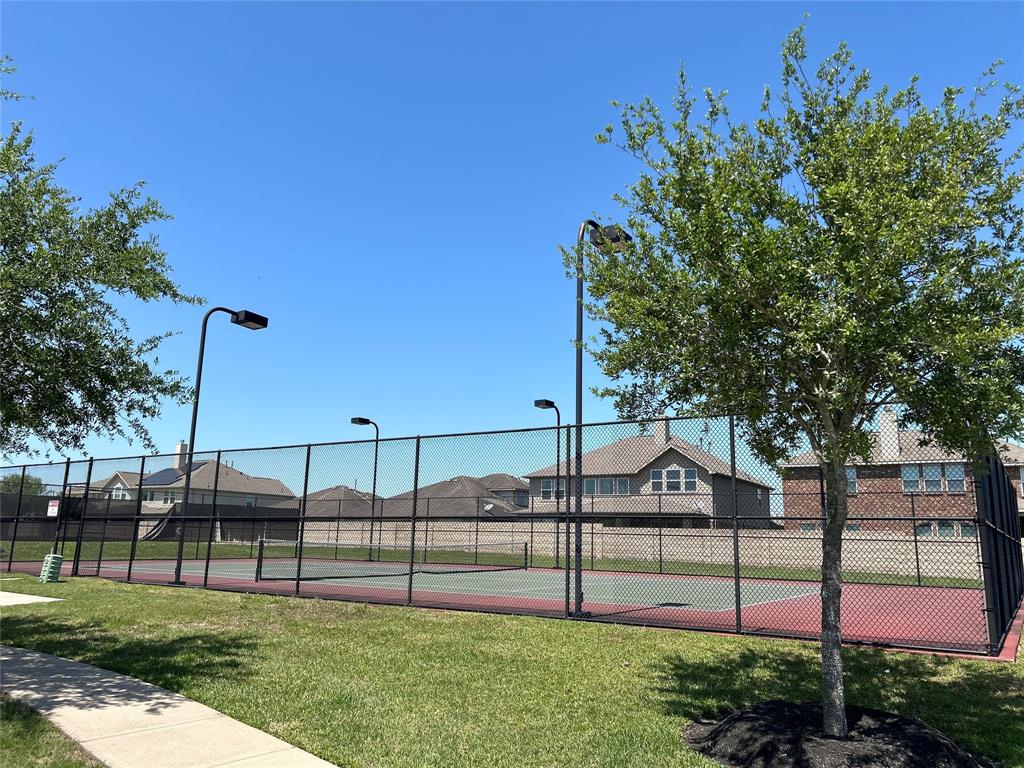 9915 Bezeled Circle Lane, Iowa Colony, Texas image 34