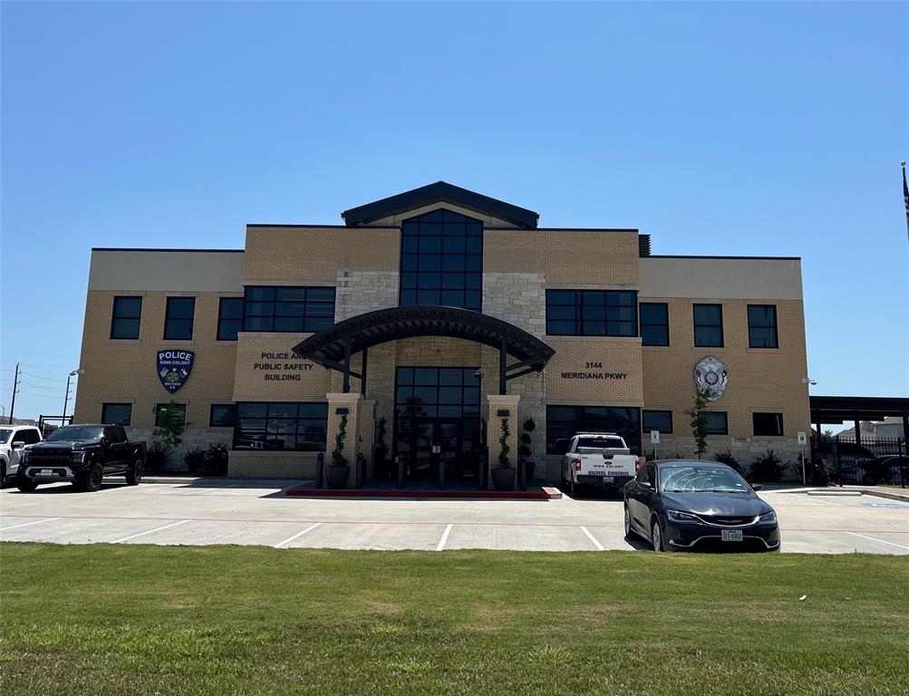 9915 Bezeled Circle Lane, Iowa Colony, Texas image 35