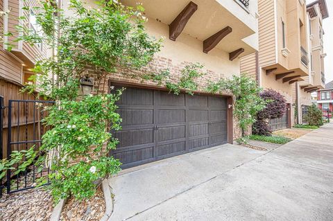 1239 W 22nd Street C Houston TX 77008