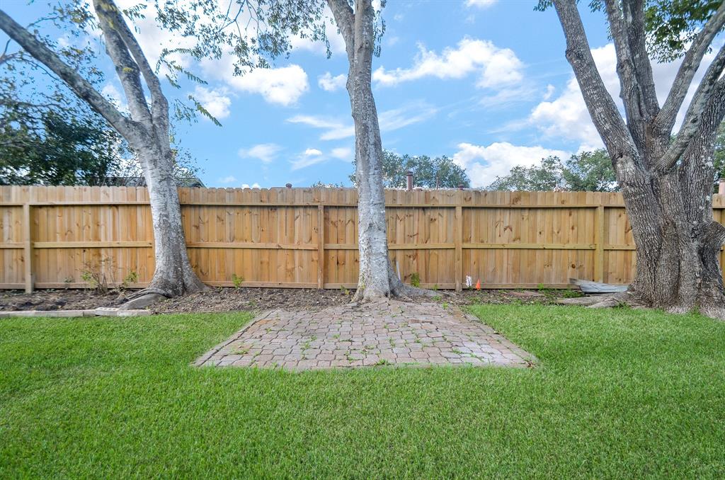 914 W Primrose Meadows Circle, Pearland, Texas image 47