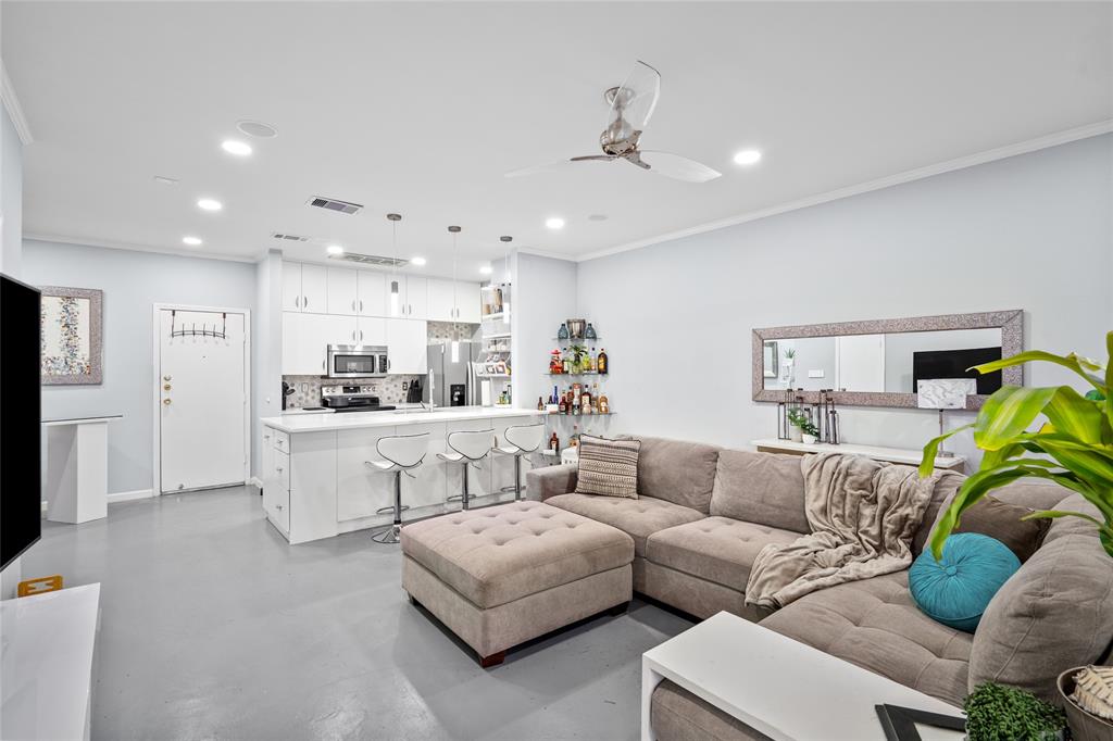 9850 Pagewood Lane #1302, Houston, Texas image 3